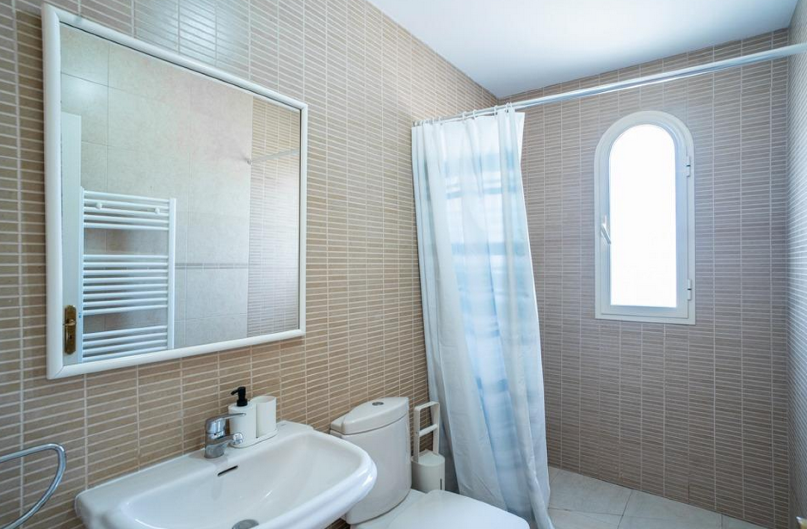 17 Carrer de Xoric, Puig de Ros, Llucmajor, 5 Schlafzimmer Schlafzimmer, ,3 BadezimmerBadezimmer,Doppelhaushälfte,Zu verkaufen,Carrer de Xoric,1030