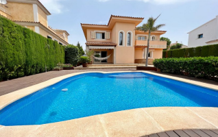 17 Carrer de Xoric, Puig de Ros, Llucmajor, 5 Schlafzimmer Schlafzimmer, ,3 BadezimmerBadezimmer,Doppelhaushälfte,Zu verkaufen,Carrer de Xoric,1030